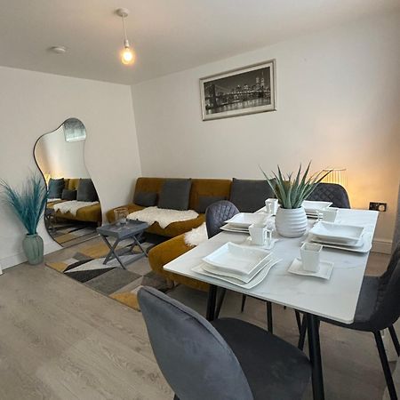 Cosy Modern Flat With Garden Lejlighed Birmingham Eksteriør billede