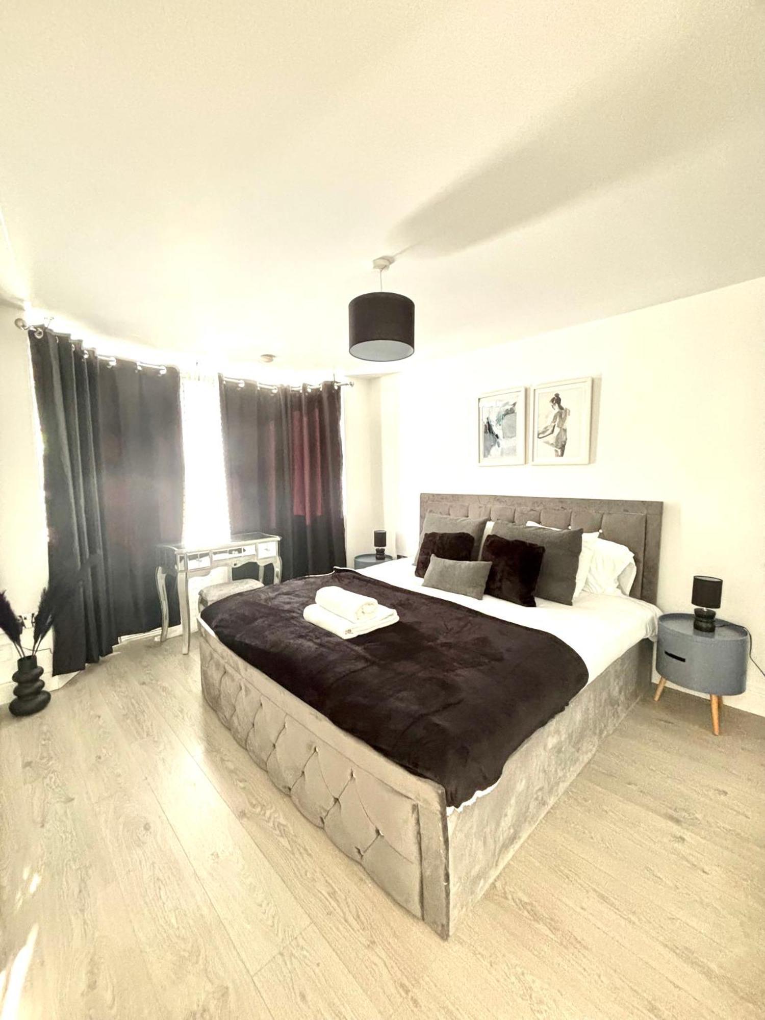 Cosy Modern Flat With Garden Lejlighed Birmingham Eksteriør billede